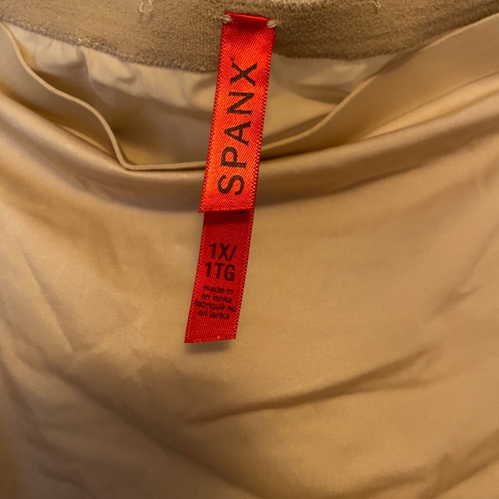 Spanx - Picture 2 of 2